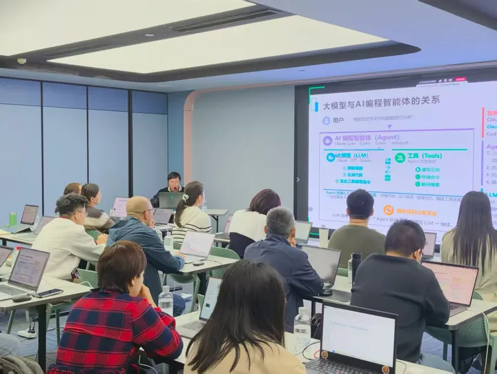 华科智研开放企业AI项目开发与技术外包合作